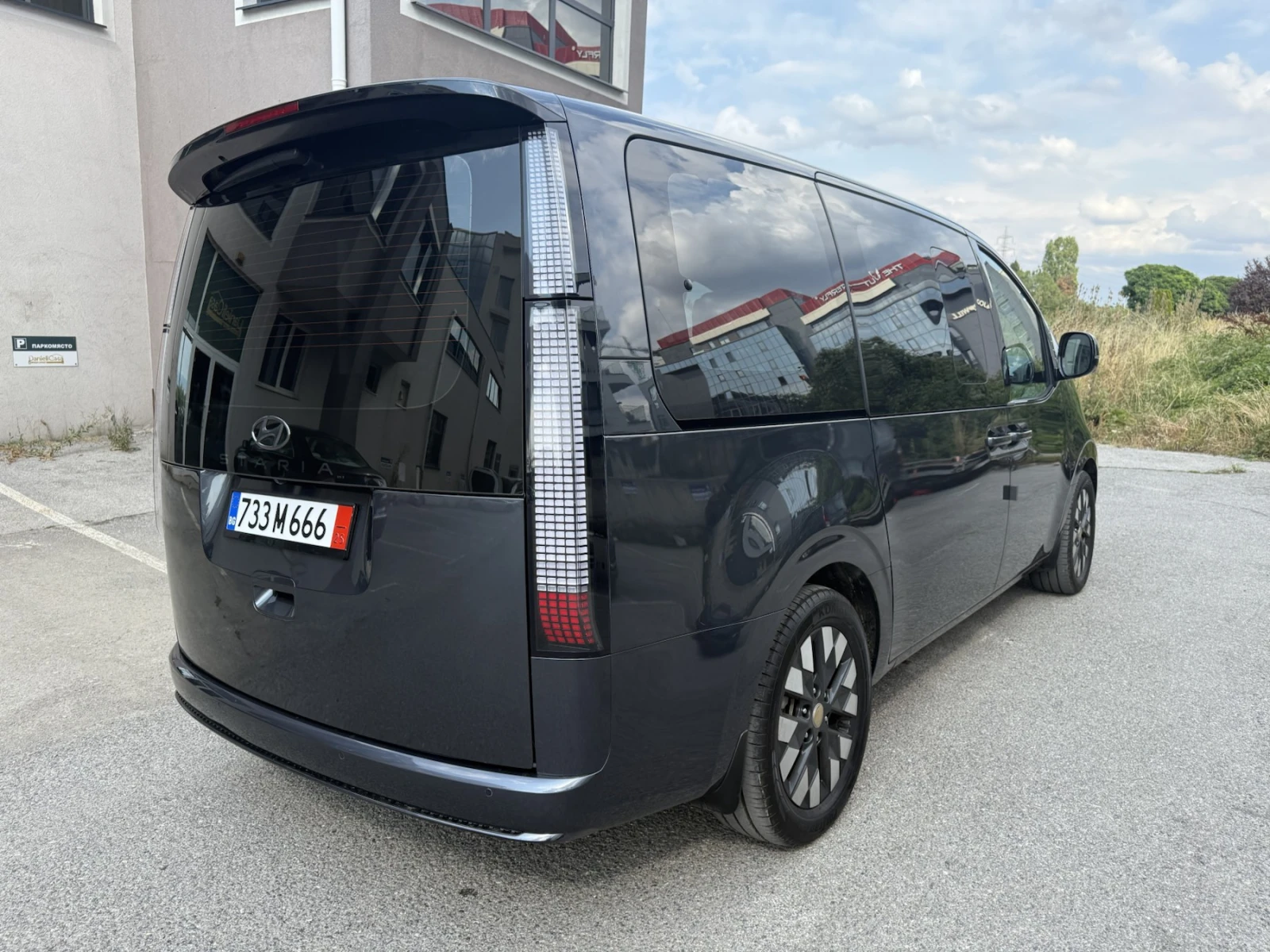 Hyundai Staria 3.5 LPG 7 - МЕСТЕН ЛИЗИНГ БЕЗ ПЪРВОНАЧАЛНА ВНОСКА - изображение 7