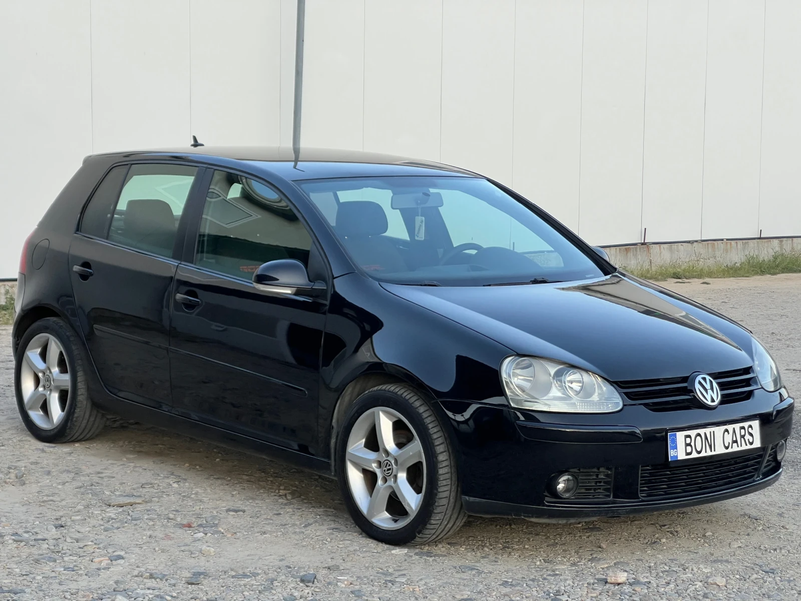 VW Golf 5 Пълен пакет GOAL 1.9TDI-105к.с/ Парктроник - изображение 3