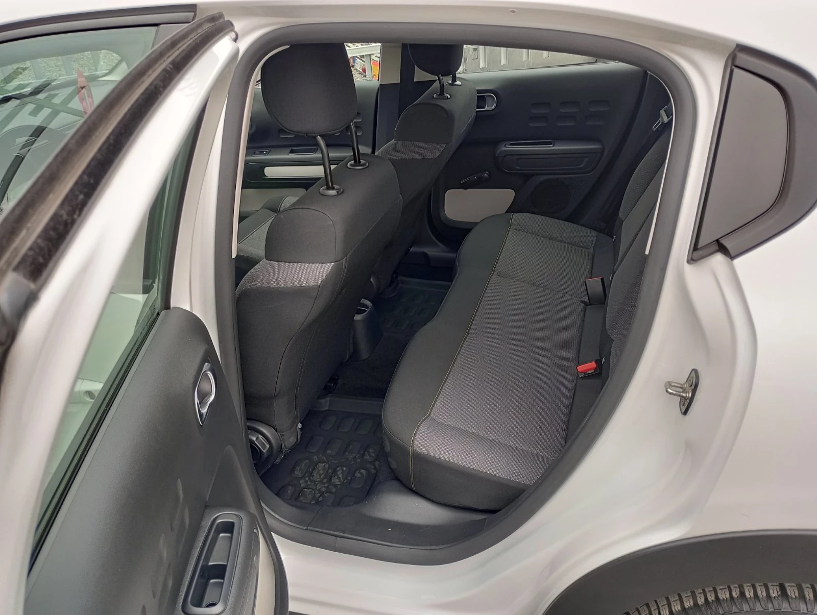 Citroen C3 1.2 Petrol - изображение 7