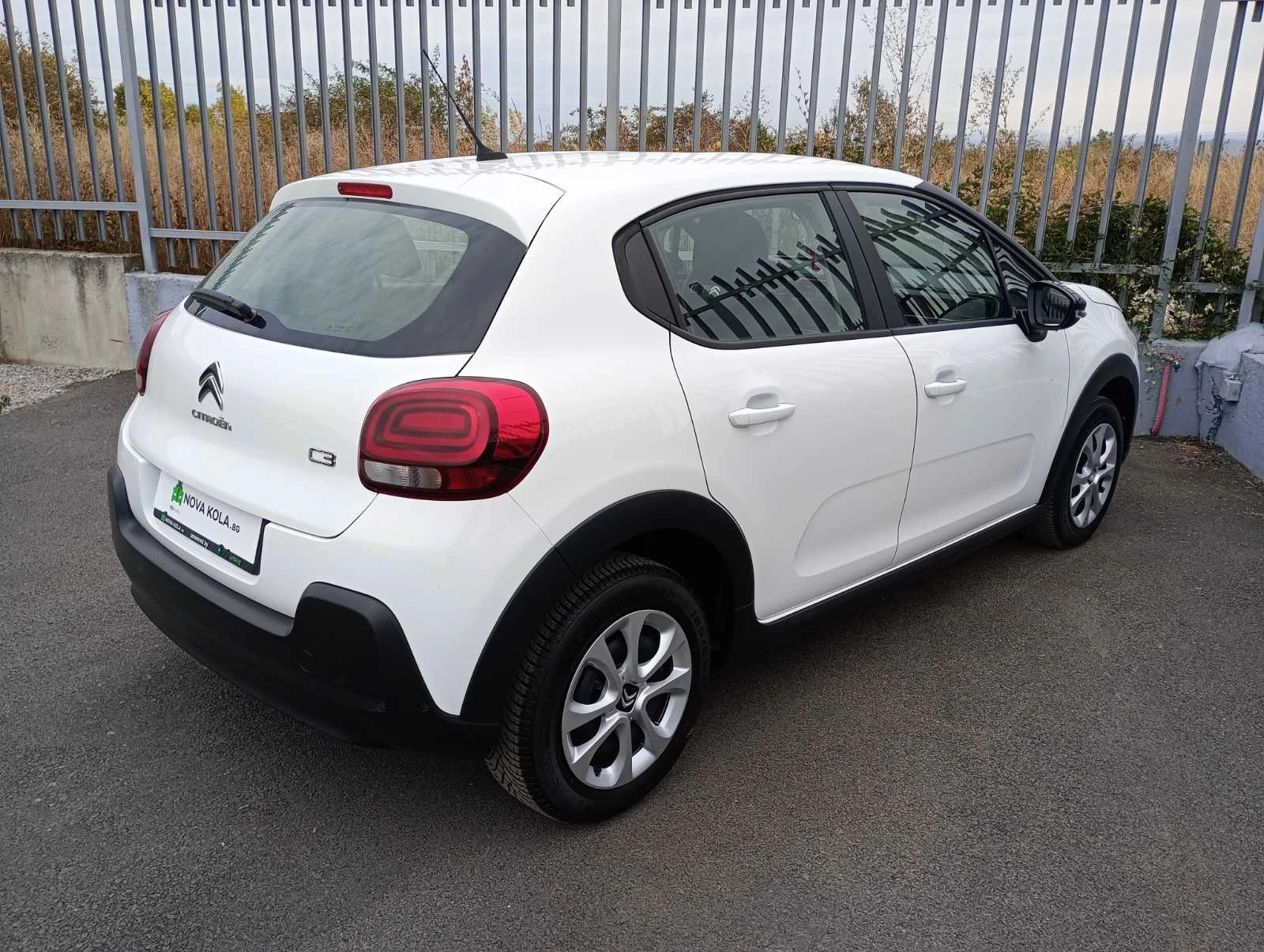 Citroen C3 1.2 Petrol - изображение 4