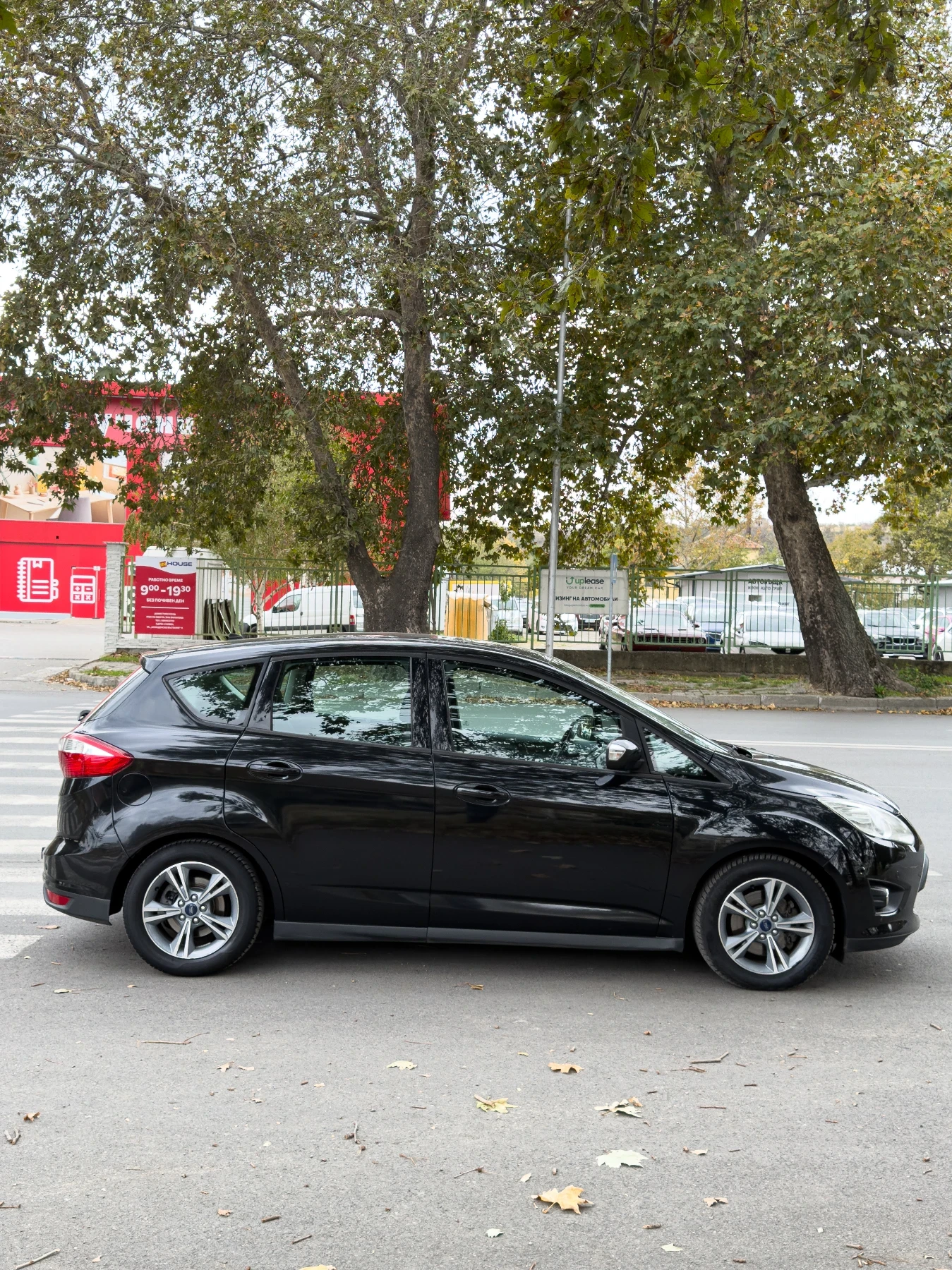 Ford C-max 2.0* TDCI* АВТОМАТ* ПОДГРЕВ* ПАНОРАМА* АВТОПИЛОТ*  | Mobile.bg — изображение 2