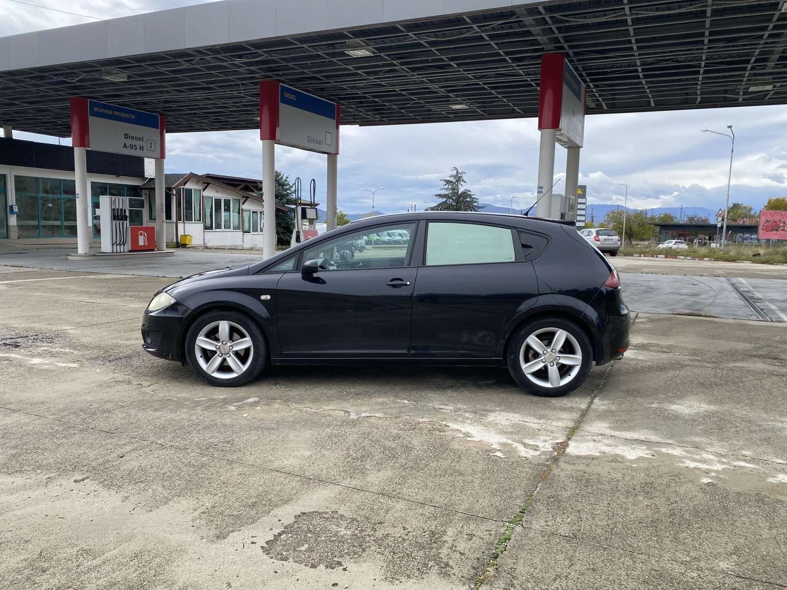 Seat Leon 2.0 d , 140 . | Mobile.bg   2