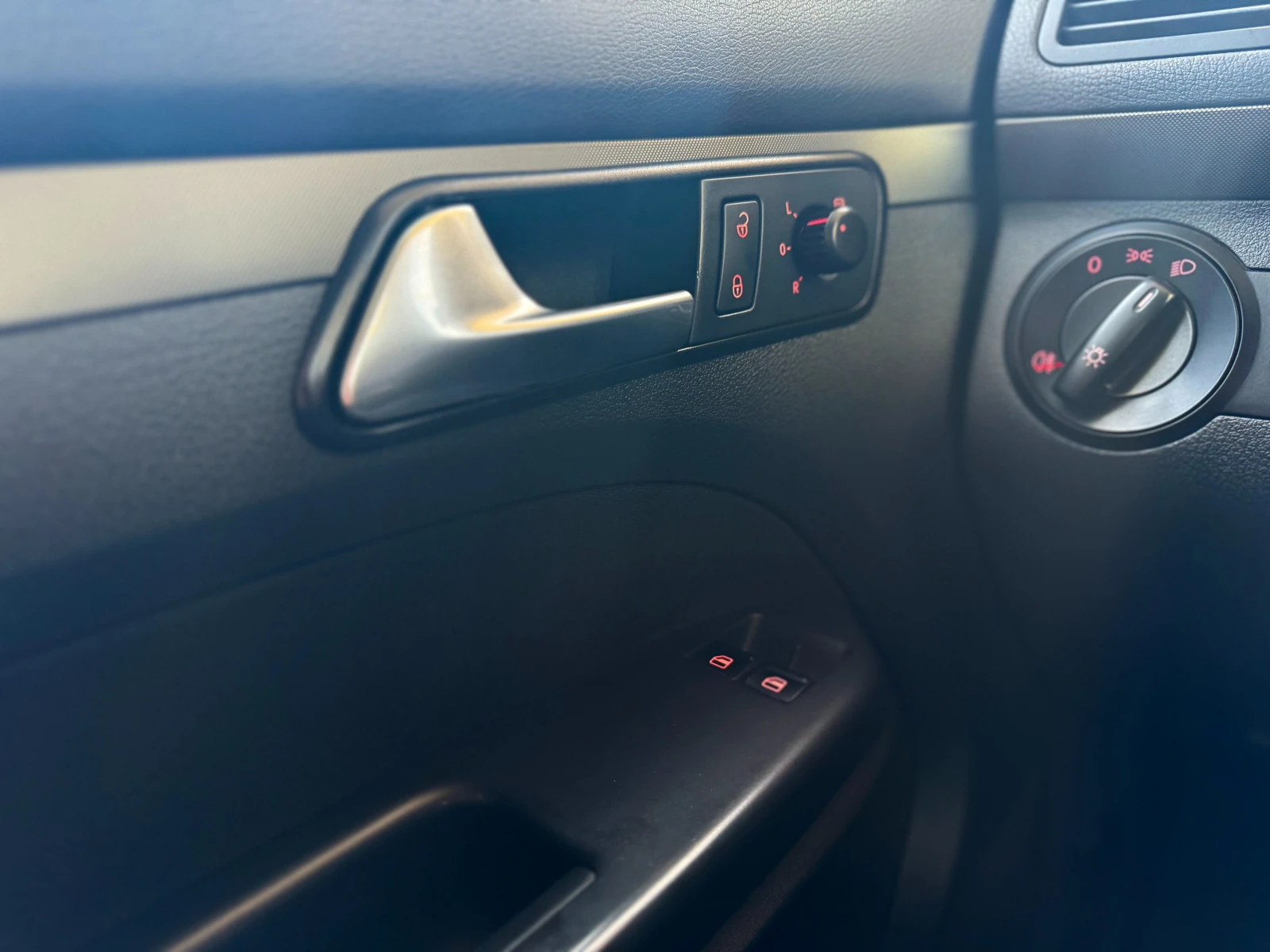 VW Touran 6  /1.4i 140.. Facelift | Mobile.bg   17