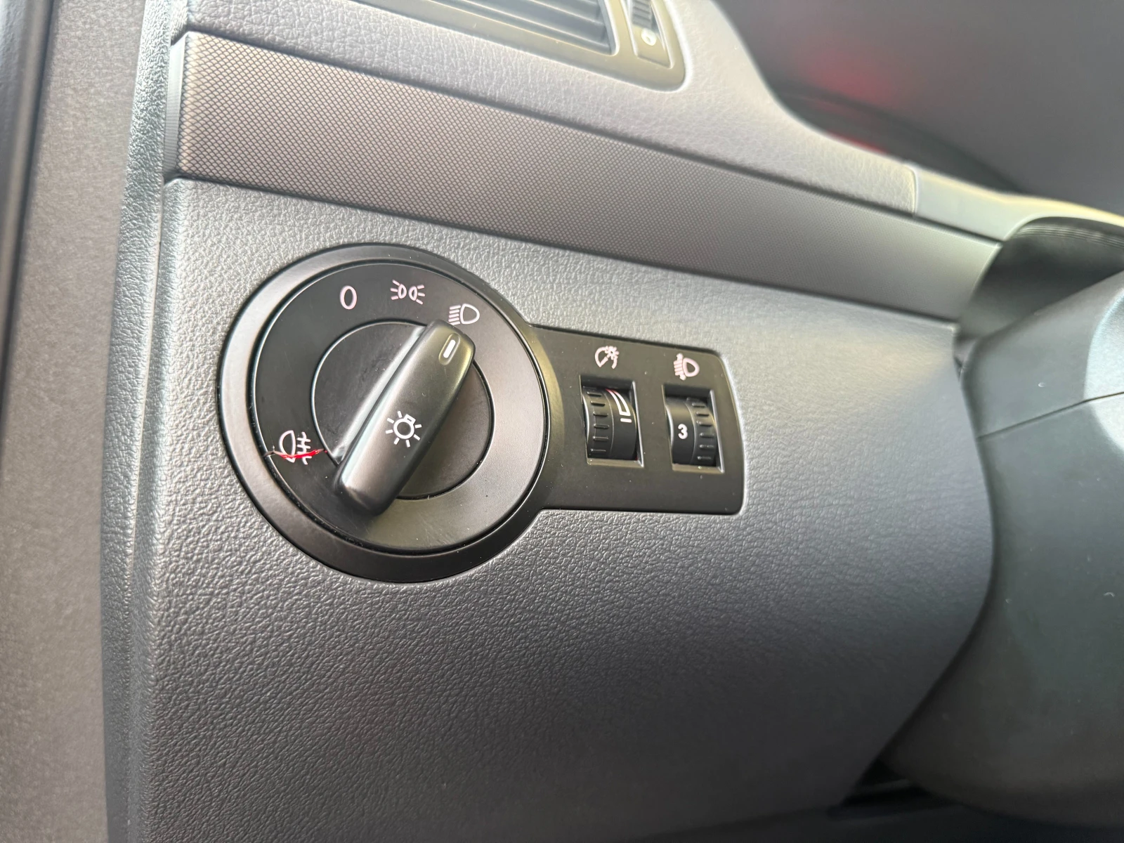 VW Touran 6  /1.4i 140.. Facelift | Mobile.bg   16