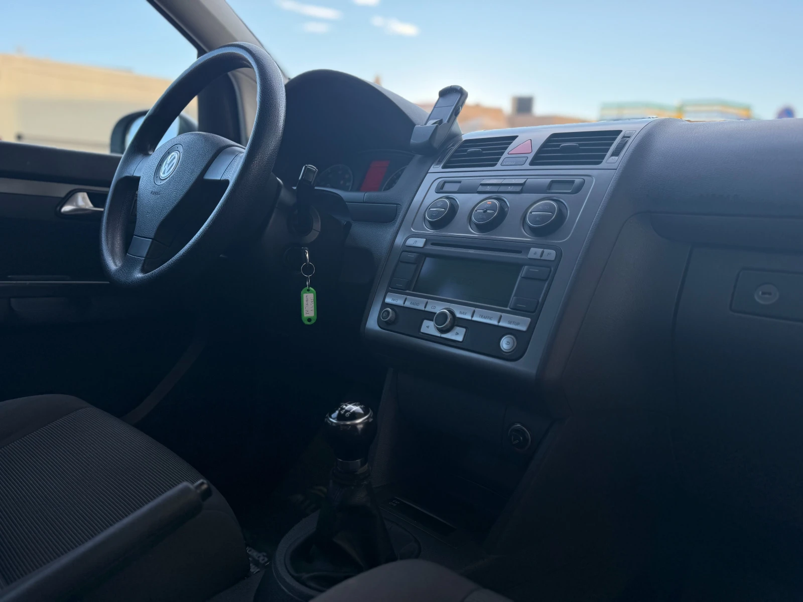 VW Touran 6  /1.4i 140.. Facelift | Mobile.bg   10