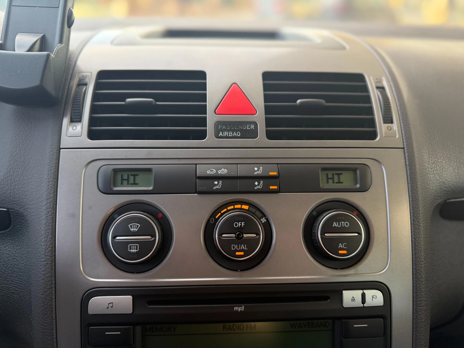 VW Touran 6  /1.4i 140.. Facelift | Mobile.bg   13