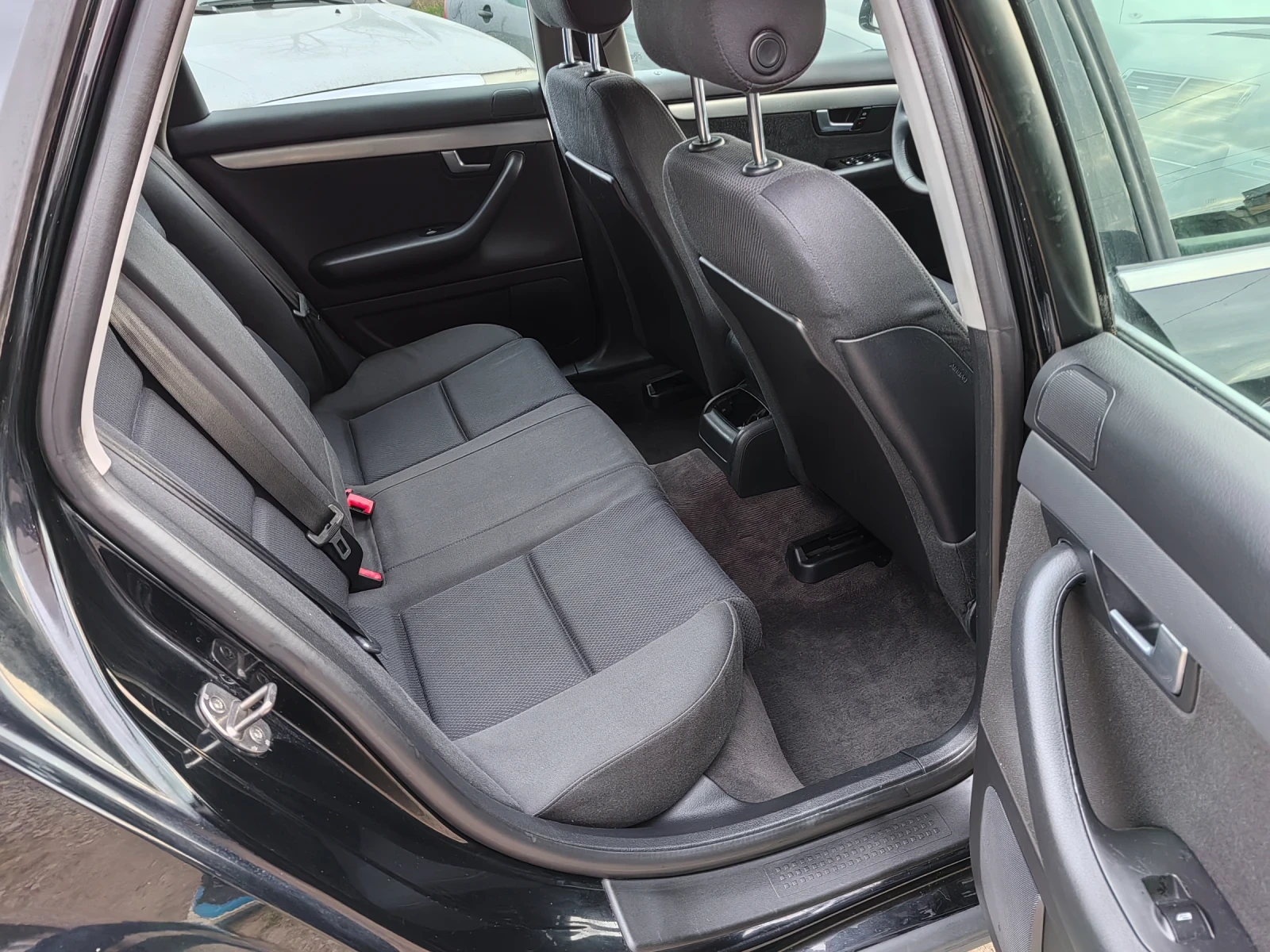 Audi A4 1.9tdi quattro 131ps, снимка 13 - Автомобили и джипове - 53929222