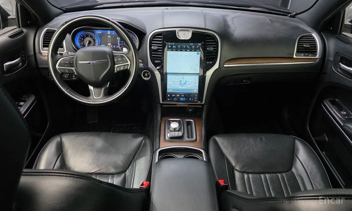 Chrysler 300c 3.6* AWD* ПОДГРЕВ* ОБДУХВАНЕ* ДИСТРОНИК* КАМЕРА* , снимка 8 - Автомобили и джипове - 54217579