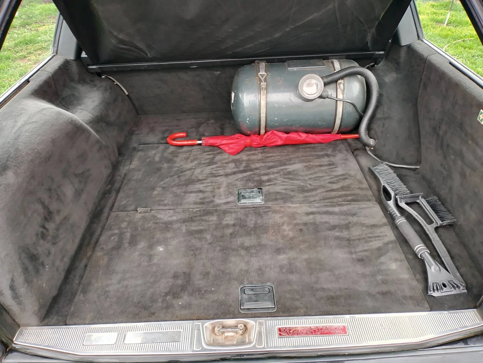 Mercedes-Benz 124, снимка 12 - Автомобили и джипове - 54444413
