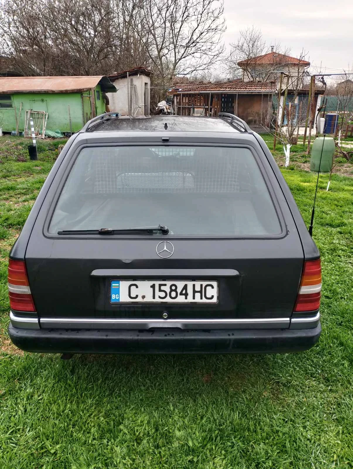 Mercedes-Benz 124, снимка 11 - Автомобили и джипове - 54444413
