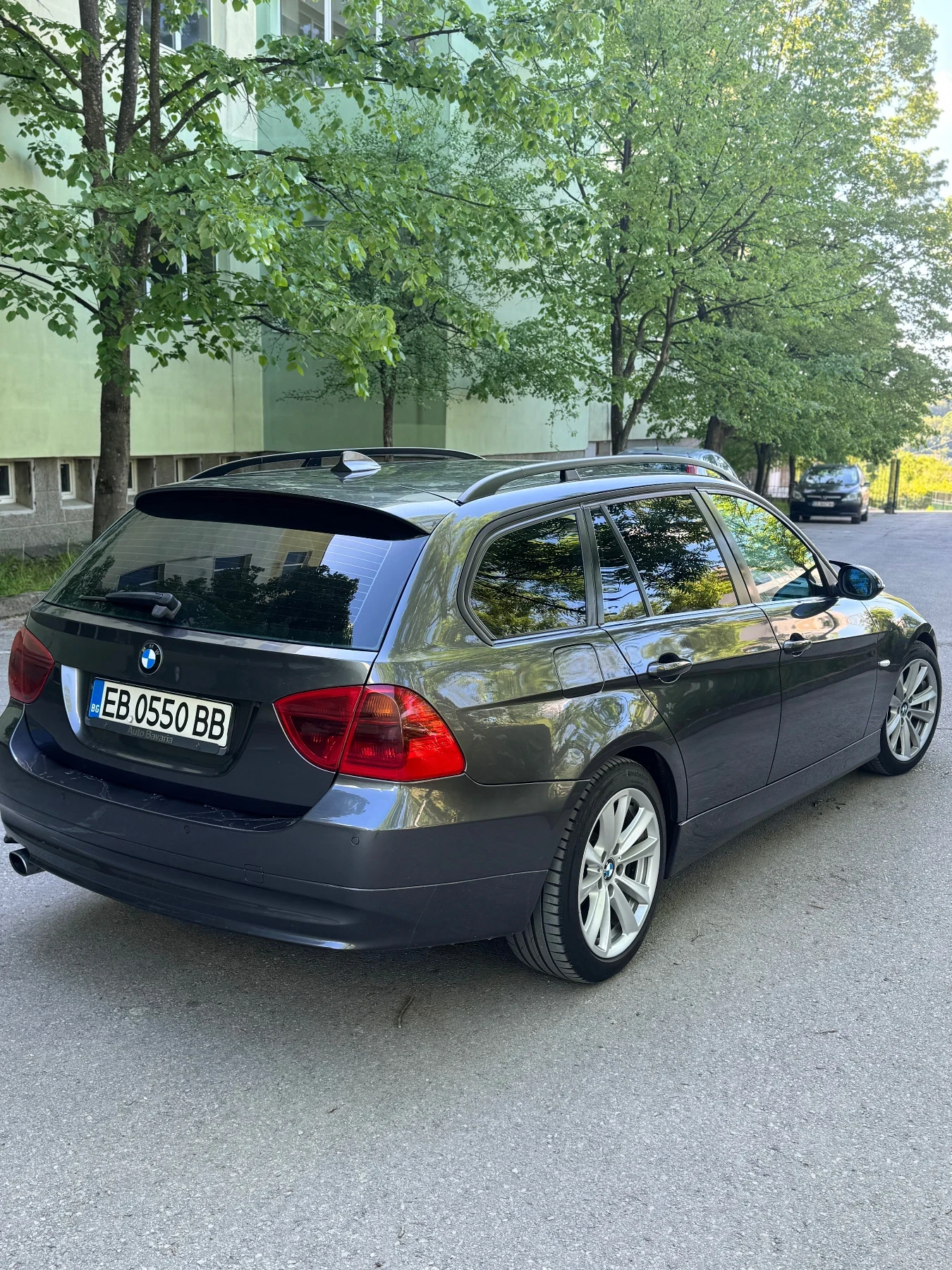 BMW 320, снимка 7 - Автомобили и джипове - 54548188