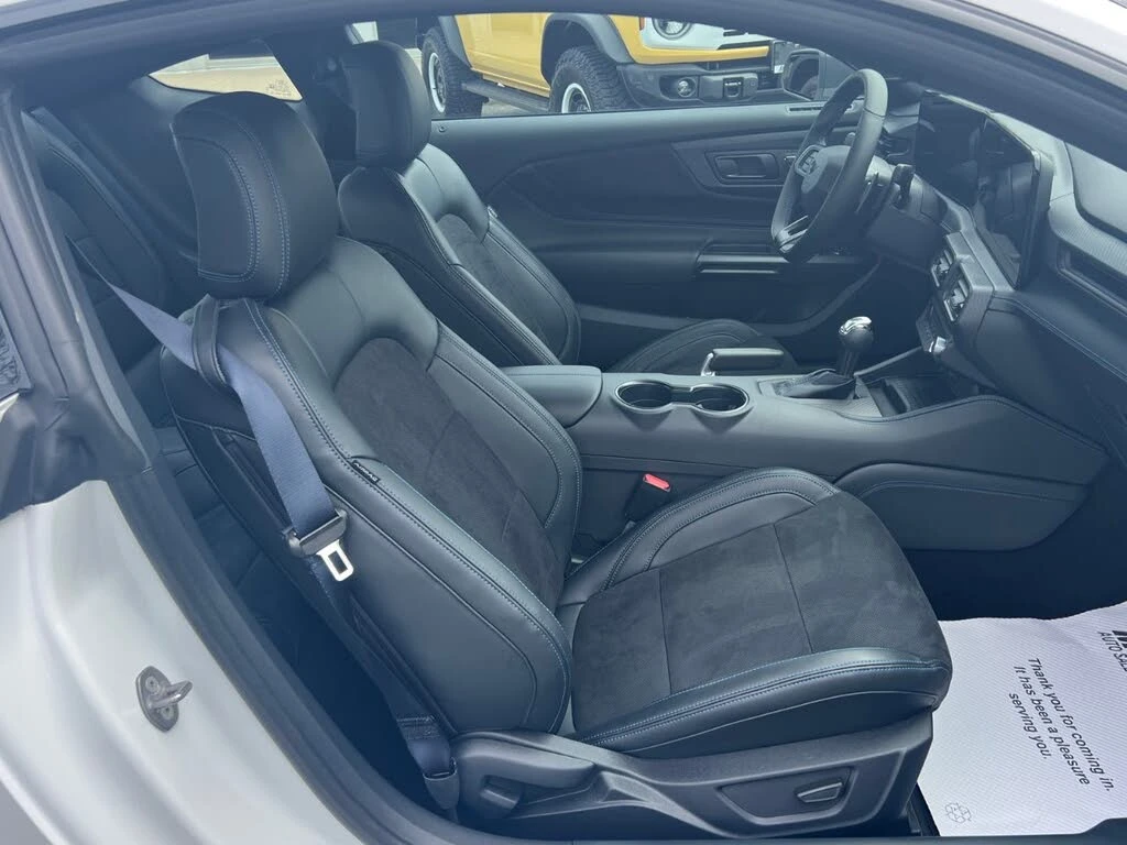 Ford Mustang  Dark Horse Fastback RWD, снимка 12 - Автомобили и джипове - 54569182