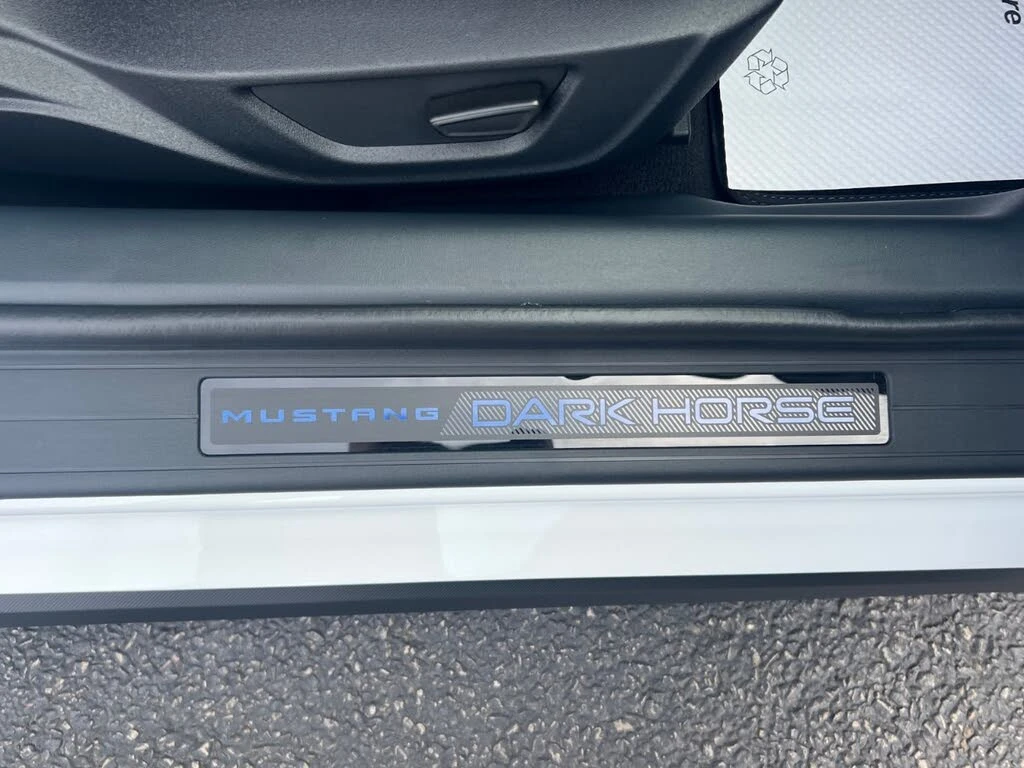 Ford Mustang  Dark Horse Fastback RWD, снимка 15 - Автомобили и джипове - 54569182