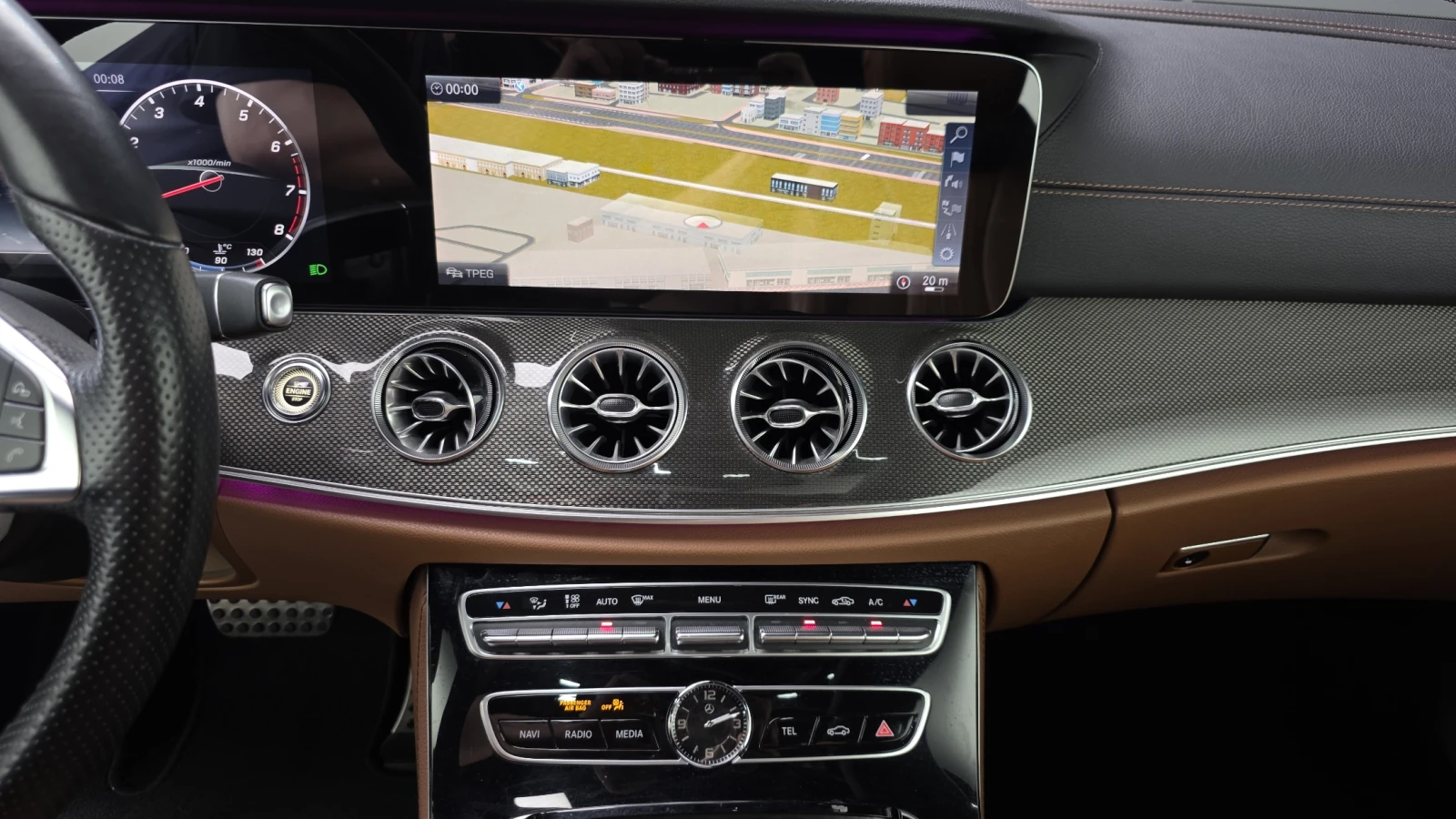 Mercedes-Benz E 400 AMG PK* 360* DIS* ОБДУХ* HUD* КРАЙНА ЦЕНА, снимка 12 - Автомобили и джипове - 55091342
