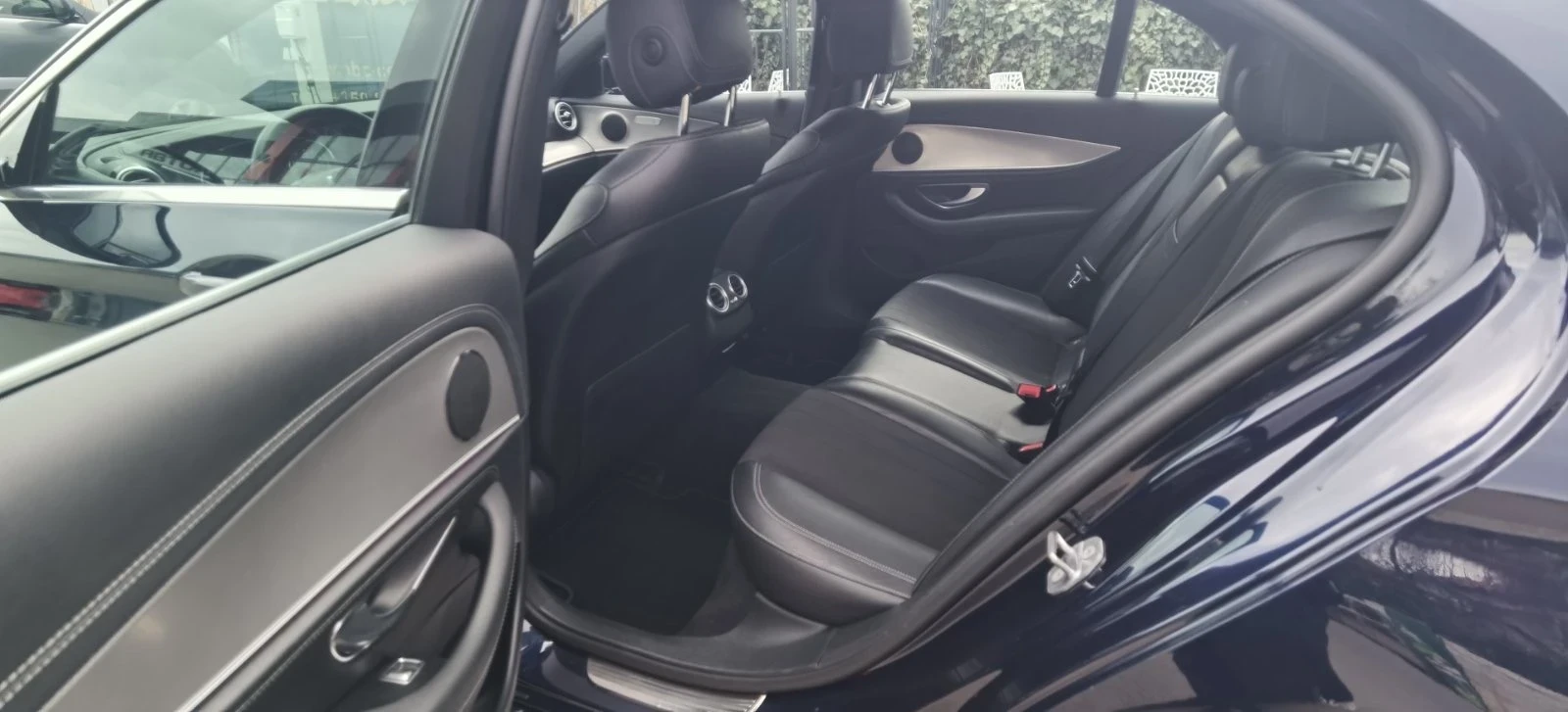 Mercedes-Benz E 350, снимка 8 - Автомобили и джипове - 55589658