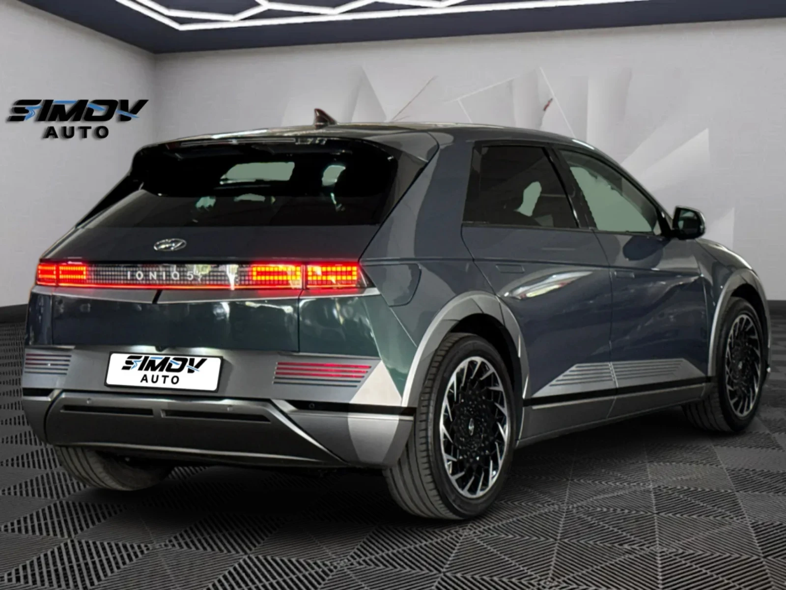 Hyundai Ioniq 5 72.6KWH 218КС. ПАНОРАМА КОЖА ОБДУХВАНЕ ПОДГРЕВ КАМ, снимка 4 - Автомобили и джипове - 55655537