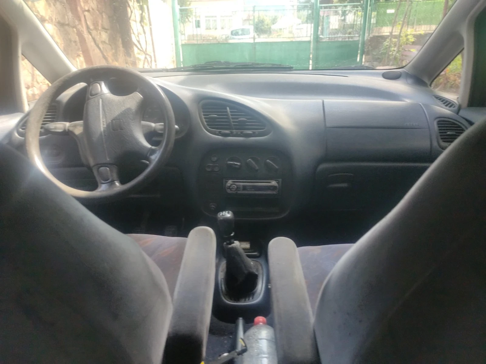 Seat Alhambra 2, 0 бензин 115кс, снимка 2 - Автомобили и джипове - 55681073