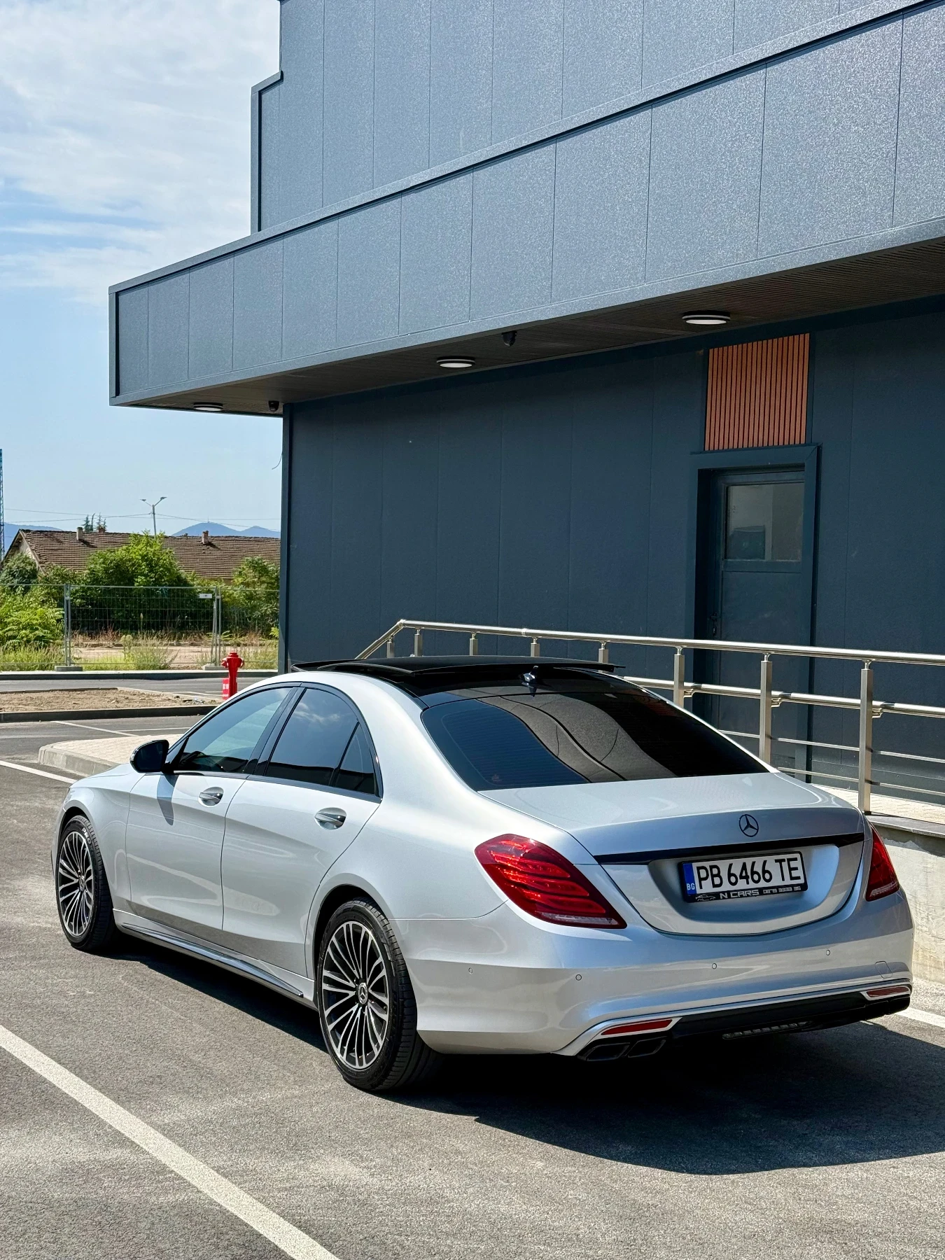 Mercedes-Benz S 350 6.3 AMG PACK // ОБДУХВАНЕ // PANO, снимка 2 - Автомобили и джипове - 55799564