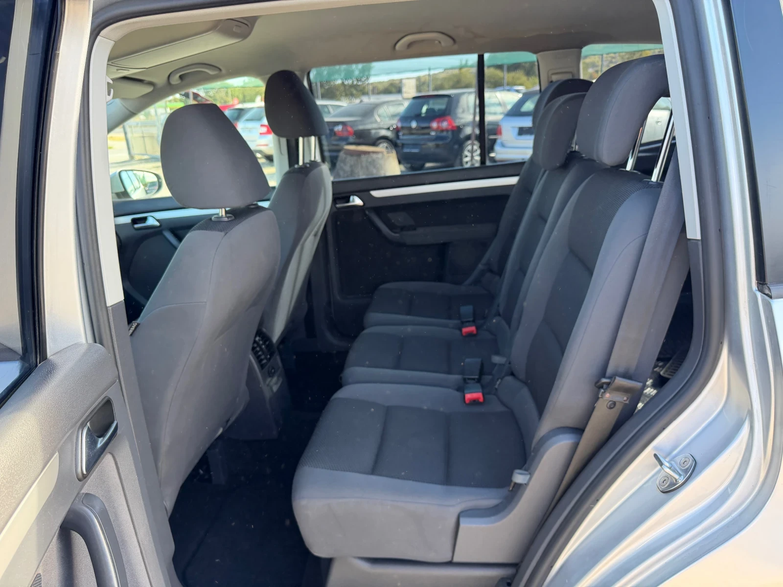 VW Touran 1.6TDI-105PS-���� | Mobile.bg � ����������� 10