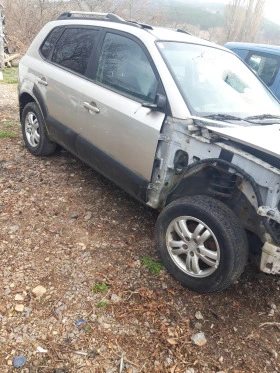 Hyundai Tucson 2.0i 140ks.2WD.НА ЧАСТИ, снимка 2