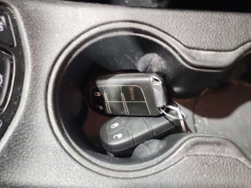 Jeep Compass * SPORT * CARFAX * 2 КЛЮЧА * ПОДГРЕВИ * ПАНО * , снимка 8