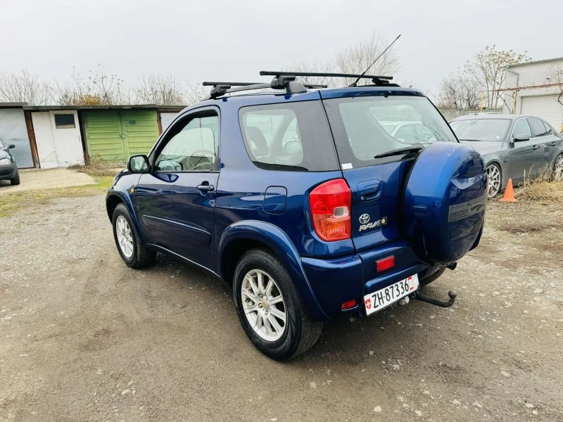 Toyota Rav4 2.0i Swiss, снимка 6 - Автомобили и джипове - 47433486