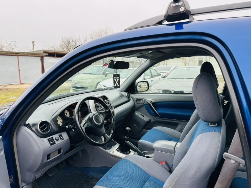 Toyota Rav4 2.0i Swiss, снимка 9 - Автомобили и джипове - 47433486