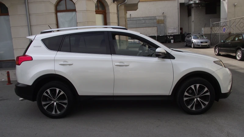 Toyota Rav4 2.0.d.136.kc.4x4.Юбилейна., снимка 2 - Автомобили и джипове - 46976310