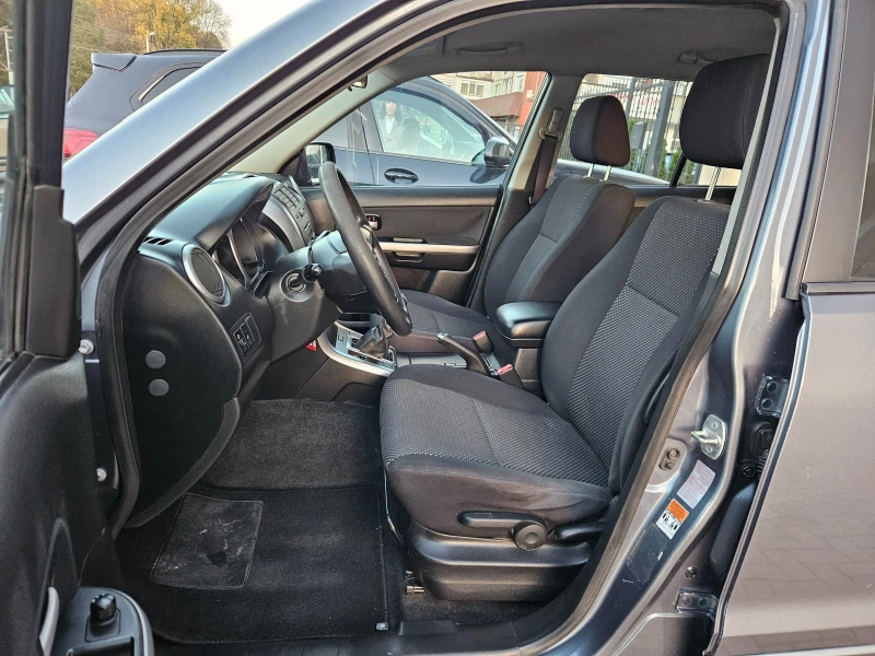 Suzuki Grand vitara 1.9D, 130к.с., 4х4, Климатроник, 5 врати, Внос-Ита, снимка 6 - Автомобили и джипове - 47759619