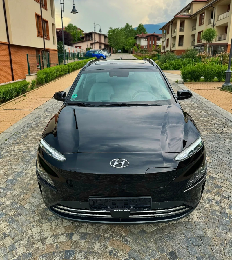 Hyundai Kona Гаранционна / Бяла кожа / FULL / Сервизна история , снимка 2 - Автомобили и джипове - 51918370