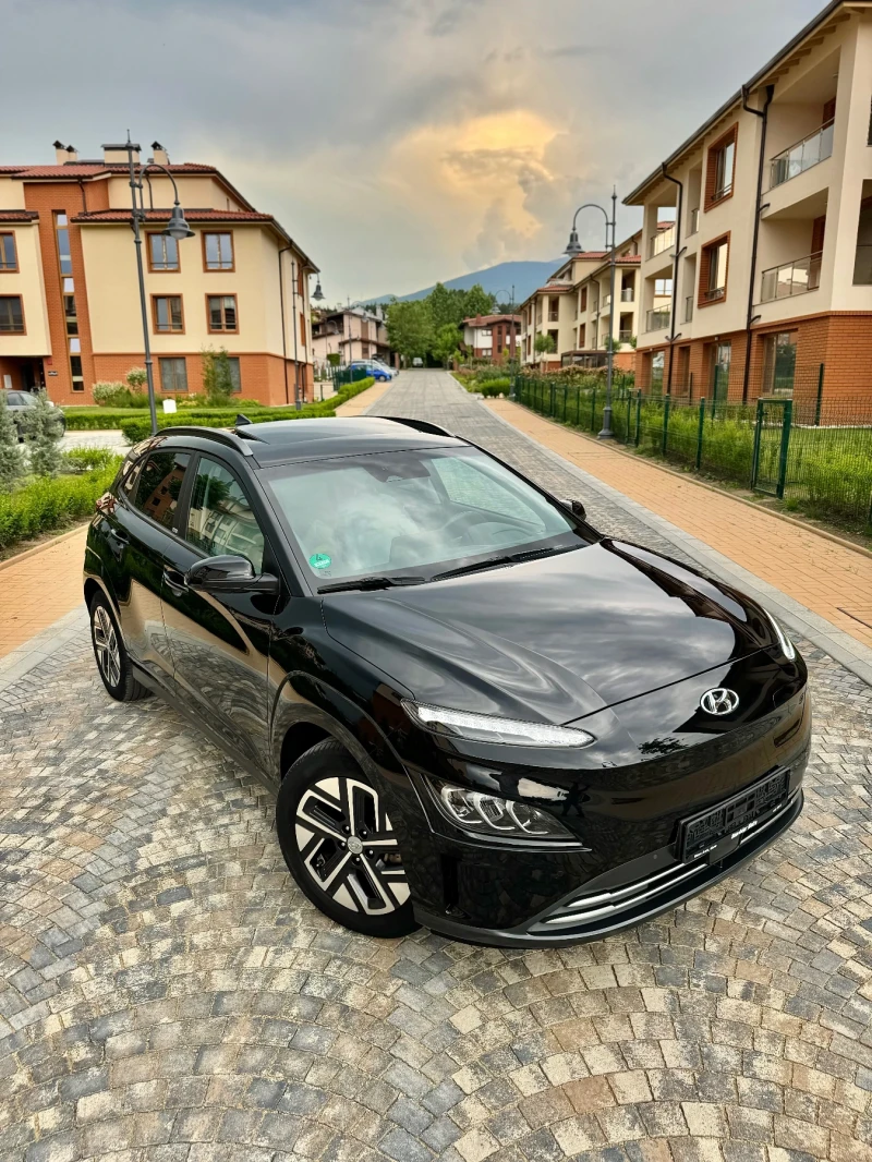 Hyundai Kona Гаранционна / Бяла кожа / FULL / Сервизна история , снимка 3 - Автомобили и джипове - 51918370