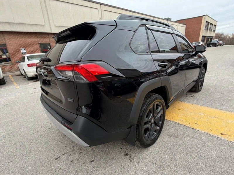 Toyota Rav4 * Trail * CARFAX * БЕЗ ПЪРВОНАЧАЛНА ВНОСКА, снимка 3 - Автомобили и джипове - 52912924