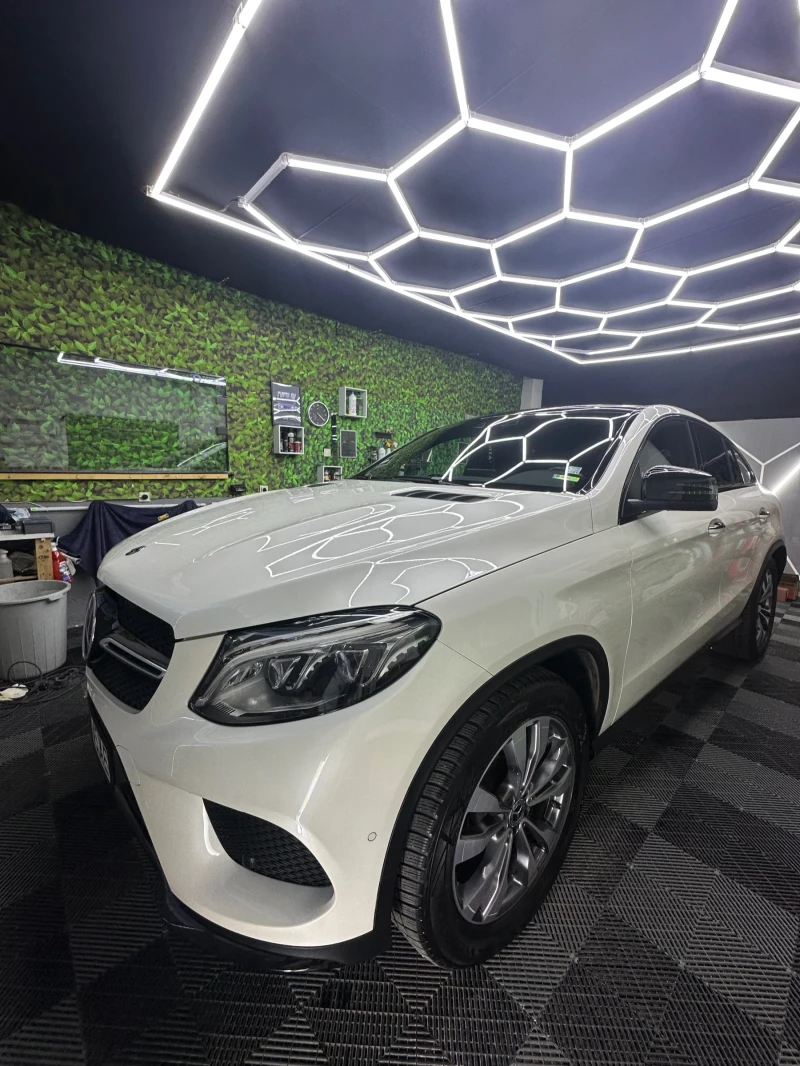 Mercedes-Benz GLE 350 Coupe AMG/Night pack FULL, снимка 13 - Автомобили и джипове - 53566410