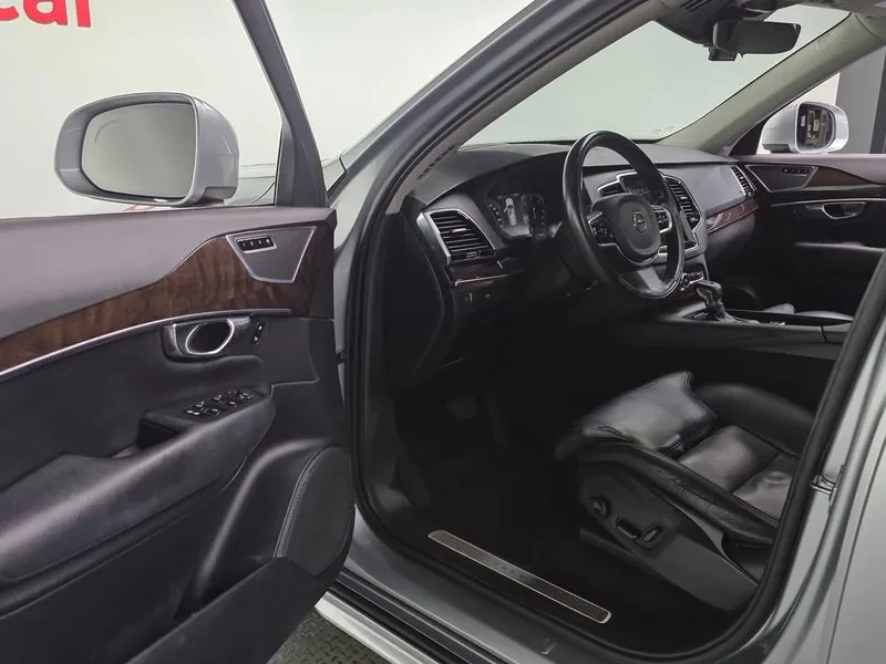 Volvo Xc90 D5 MOMENTUM, снимка 10 - Автомобили и джипове - 55294483