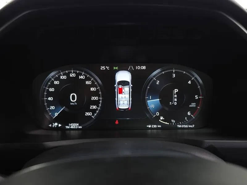 Volvo Xc90 D5 MOMENTUM, снимка 8 - Автомобили и джипове - 55294483