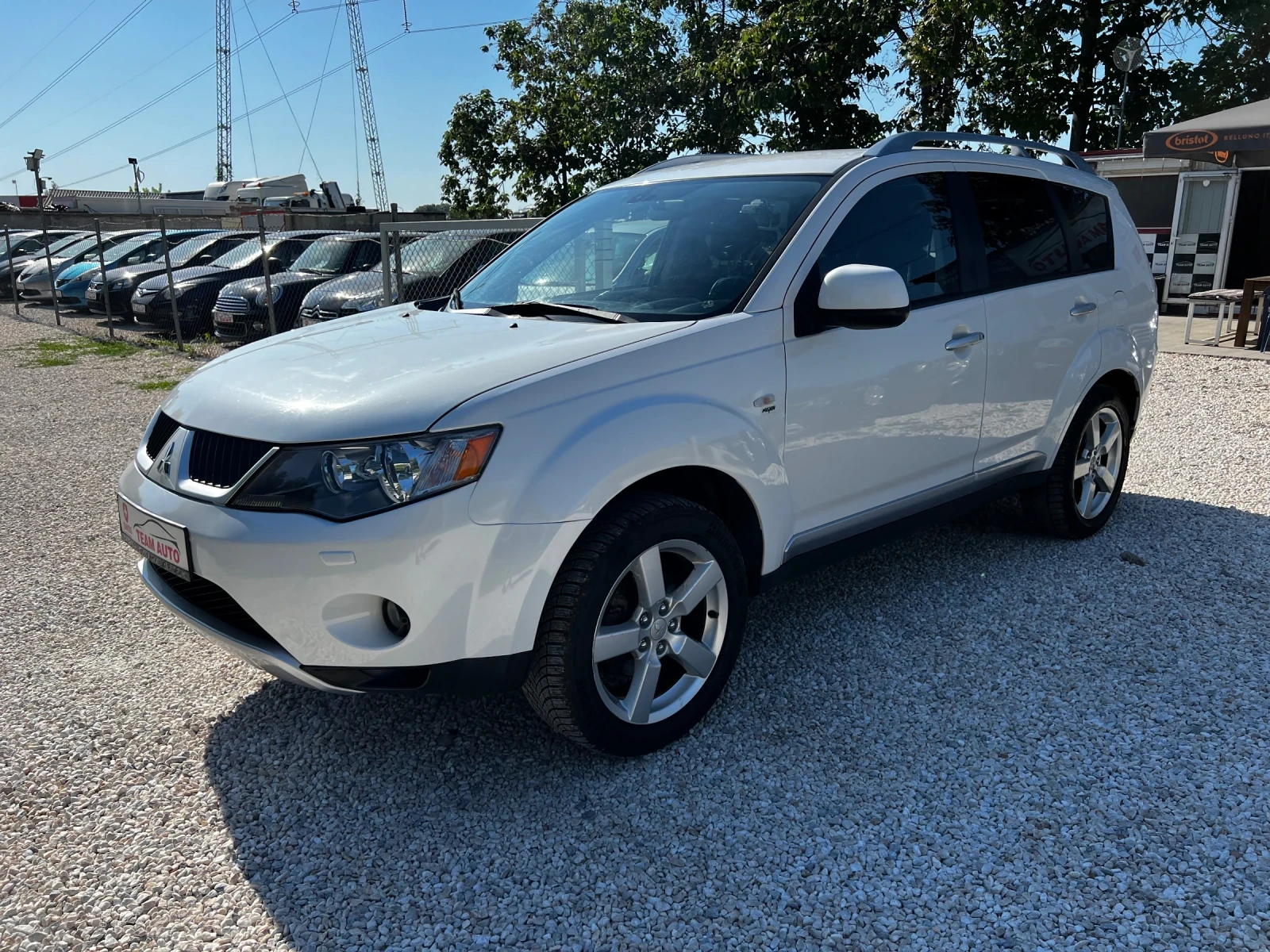 Mitsubishi Outlander 2.4i AUTOMATIC 193000KM - изображение 3
