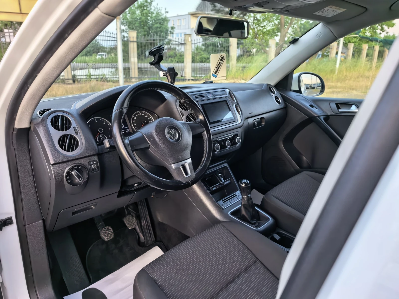 VW Tiguan 2, 0tdi , снимка 8 - Автомобили и джипове - 54655268