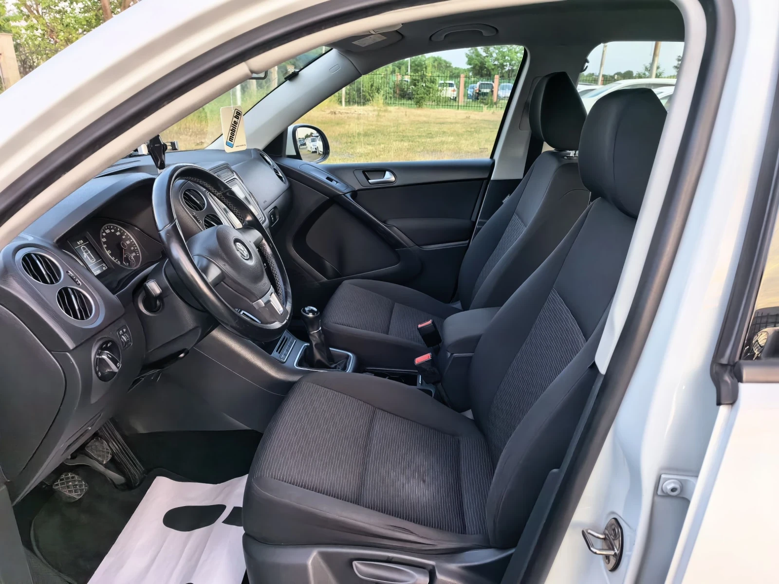 VW Tiguan 2, 0tdi , снимка 9 - Автомобили и джипове - 54655268