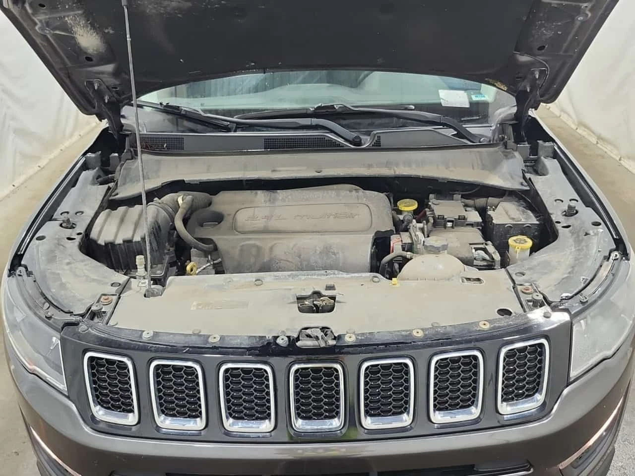 Jeep Compass * SPORT * CARFAX * 2 КЛЮЧА * ПОДГРЕВИ * ПАНО * , снимка 15 - Автомобили и джипове - 54820492
