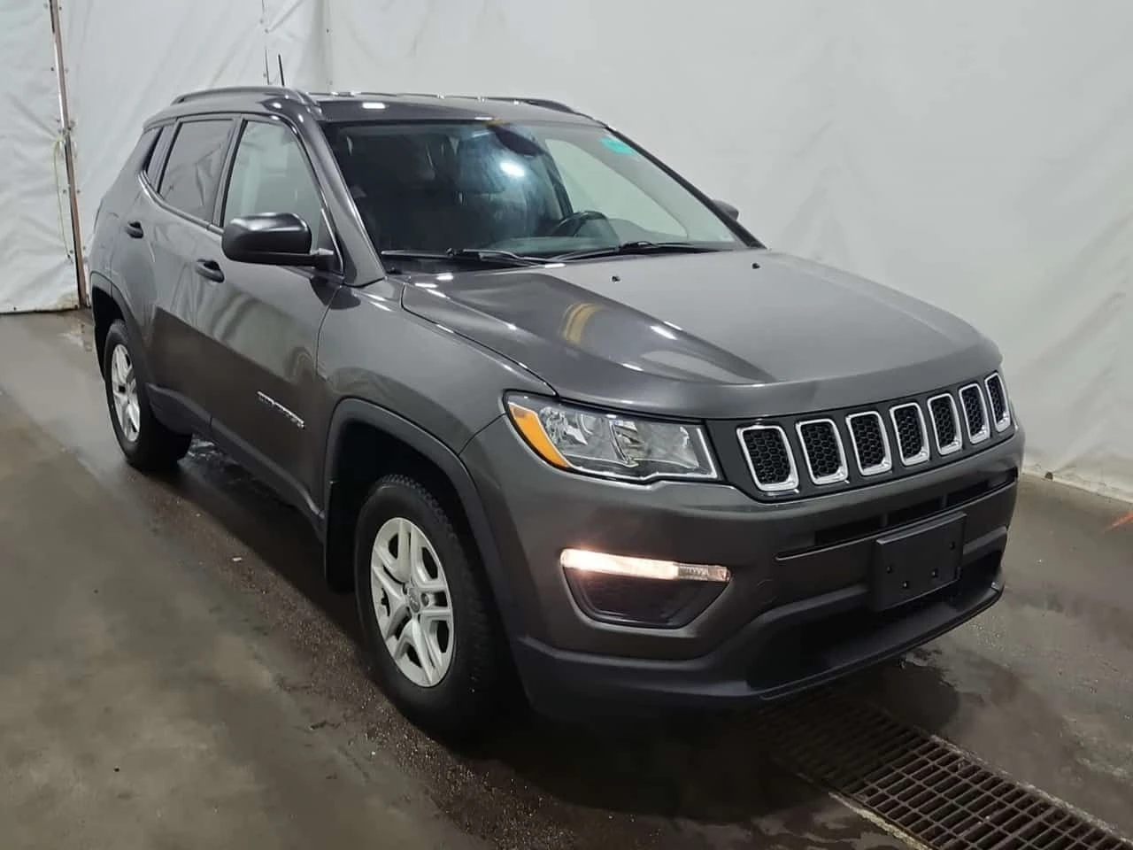 Jeep Compass * SPORT * CARFAX * 2 КЛЮЧА * ПОДГРЕВИ * ПАНО * , снимка 2 - Автомобили и джипове - 54820492