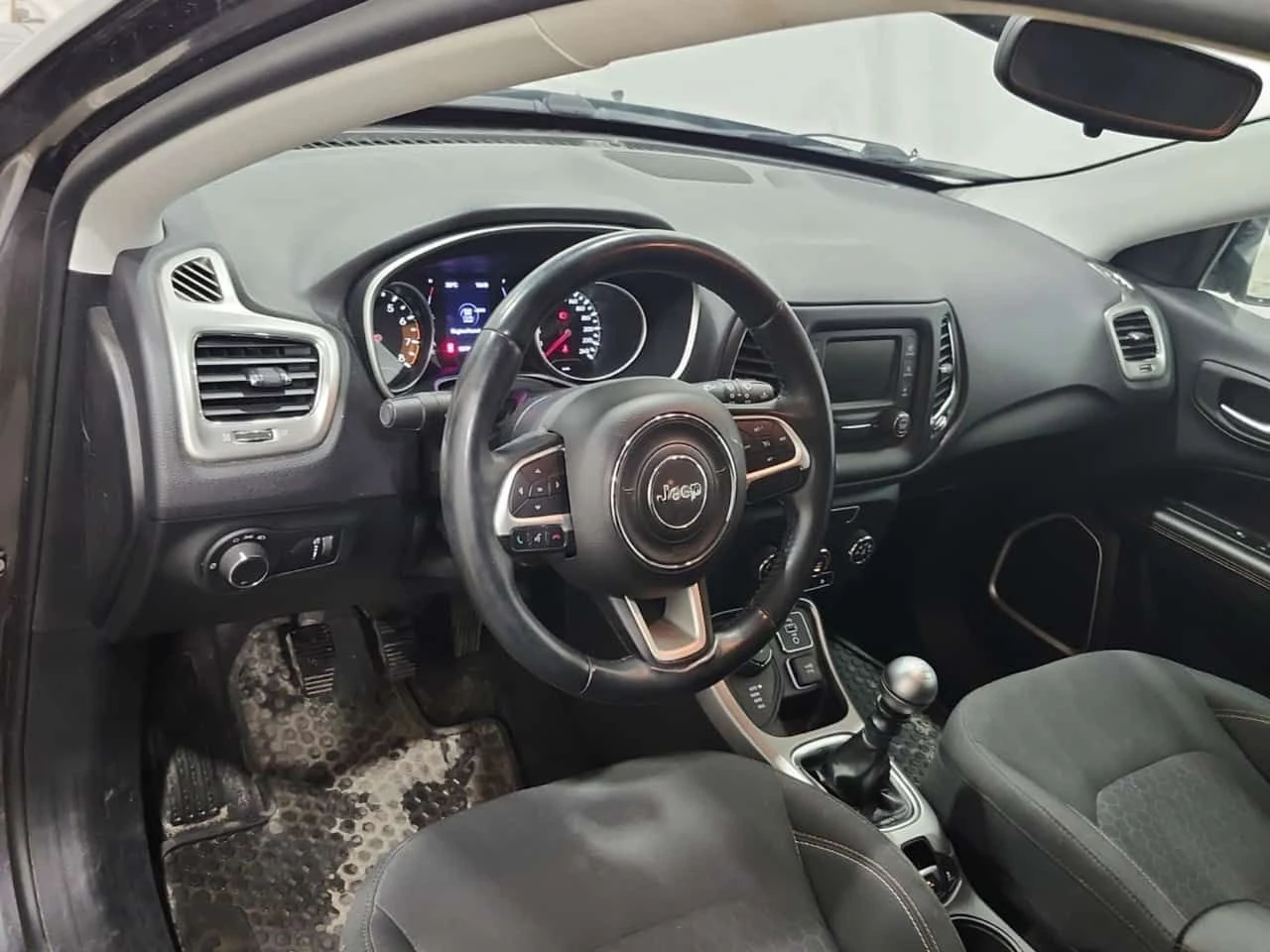 Jeep Compass * SPORT * CARFAX * 2 КЛЮЧА * ПОДГРЕВИ * ПАНО * , снимка 10 - Автомобили и джипове - 54820492