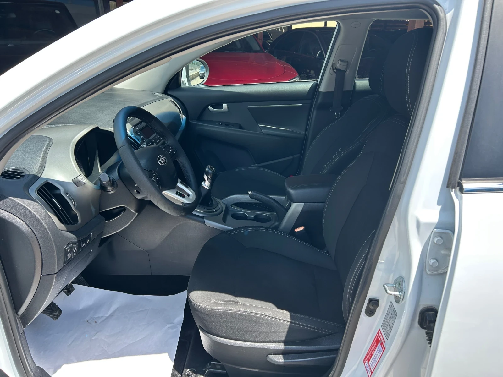 Kia Sportage 1.7CRDI 2WD, снимка 7 - Автомобили и джипове - 55080621