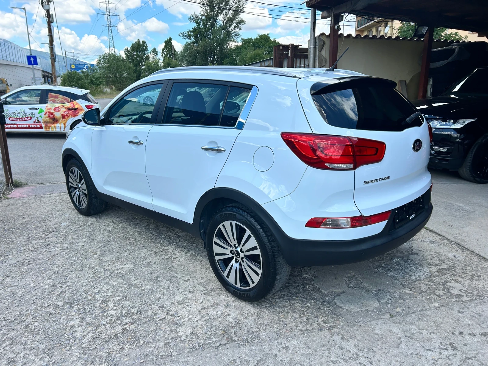 Kia Sportage 1.7CRDI 2WD, снимка 2 - Автомобили и джипове - 55080621