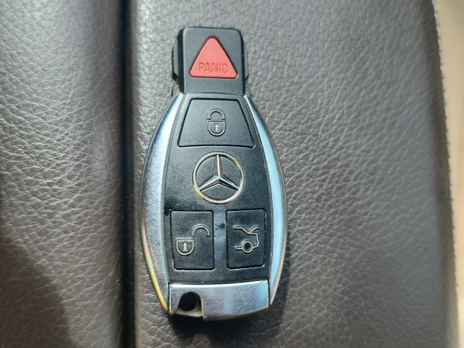 Mercedes-Benz GL 350 АМГ ПАКЕТ/4matic/Bluetec /CARFAX/ФИНАНСИРАНЕ, снимка 8 - Автомобили и джипове - 56076263