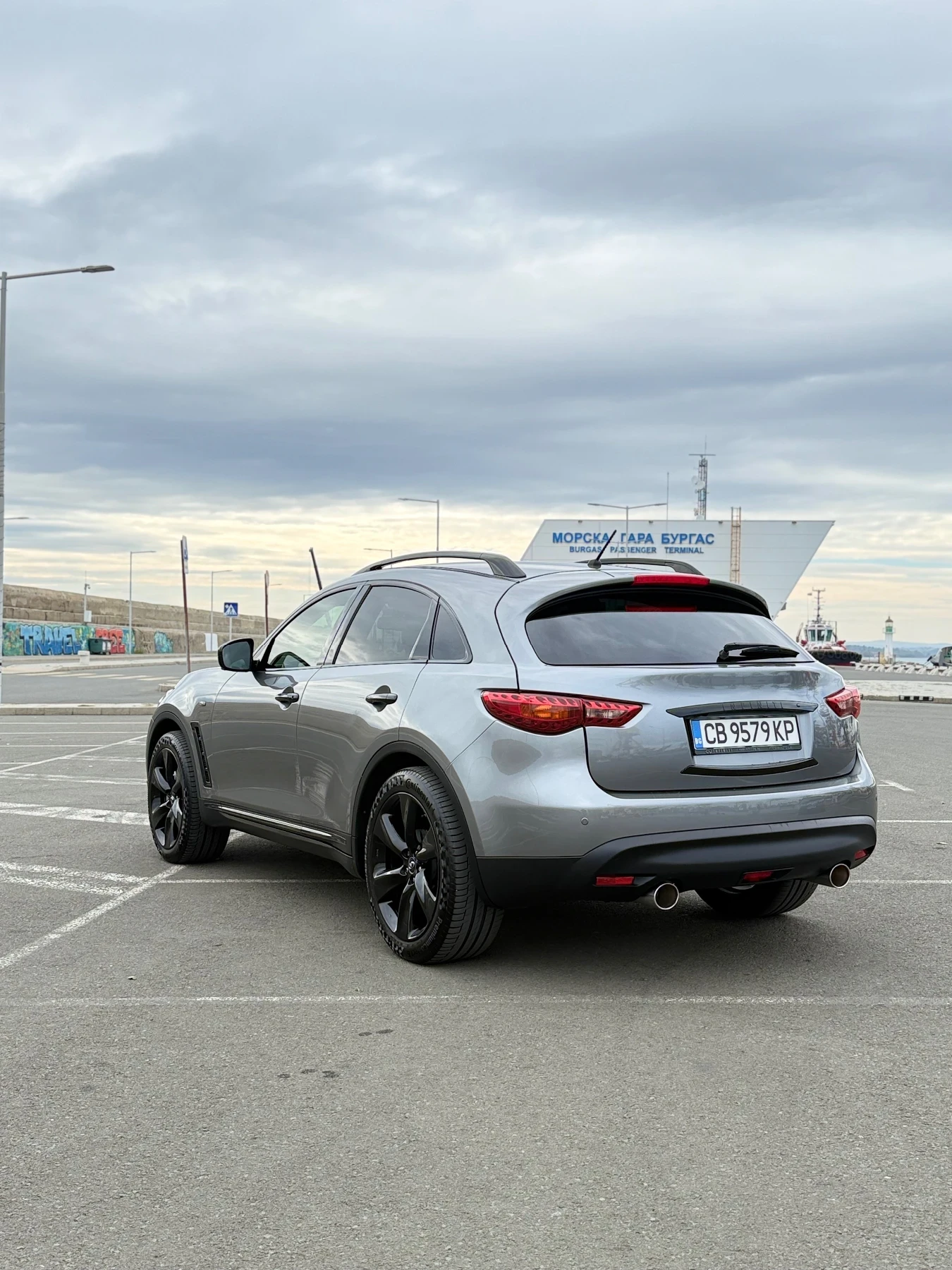 Infiniti QX70 S 3.7 ГАЗ VITOSHA AUTO, снимка 5 - Автомобили и джипове - 56380363
