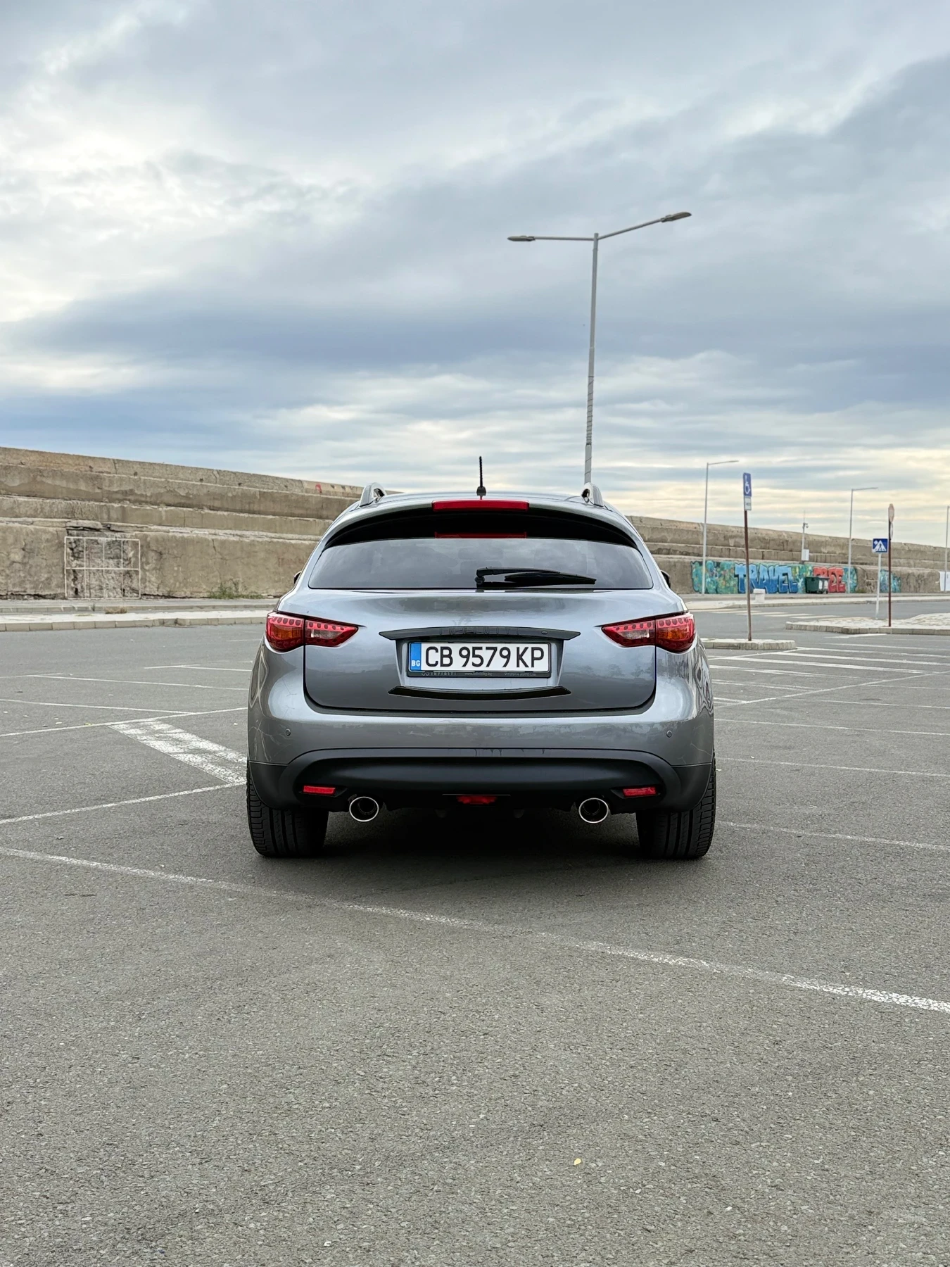 Infiniti QX70 S 3.7 ГАЗ VITOSHA AUTO, снимка 4 - Автомобили и джипове - 56380363