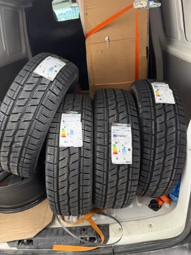 VW Transporter Обслужен/DSG 7 скорости/Чисто нови гуми!!!, снимка 16