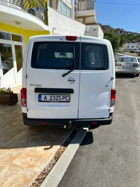     Nissan NV200