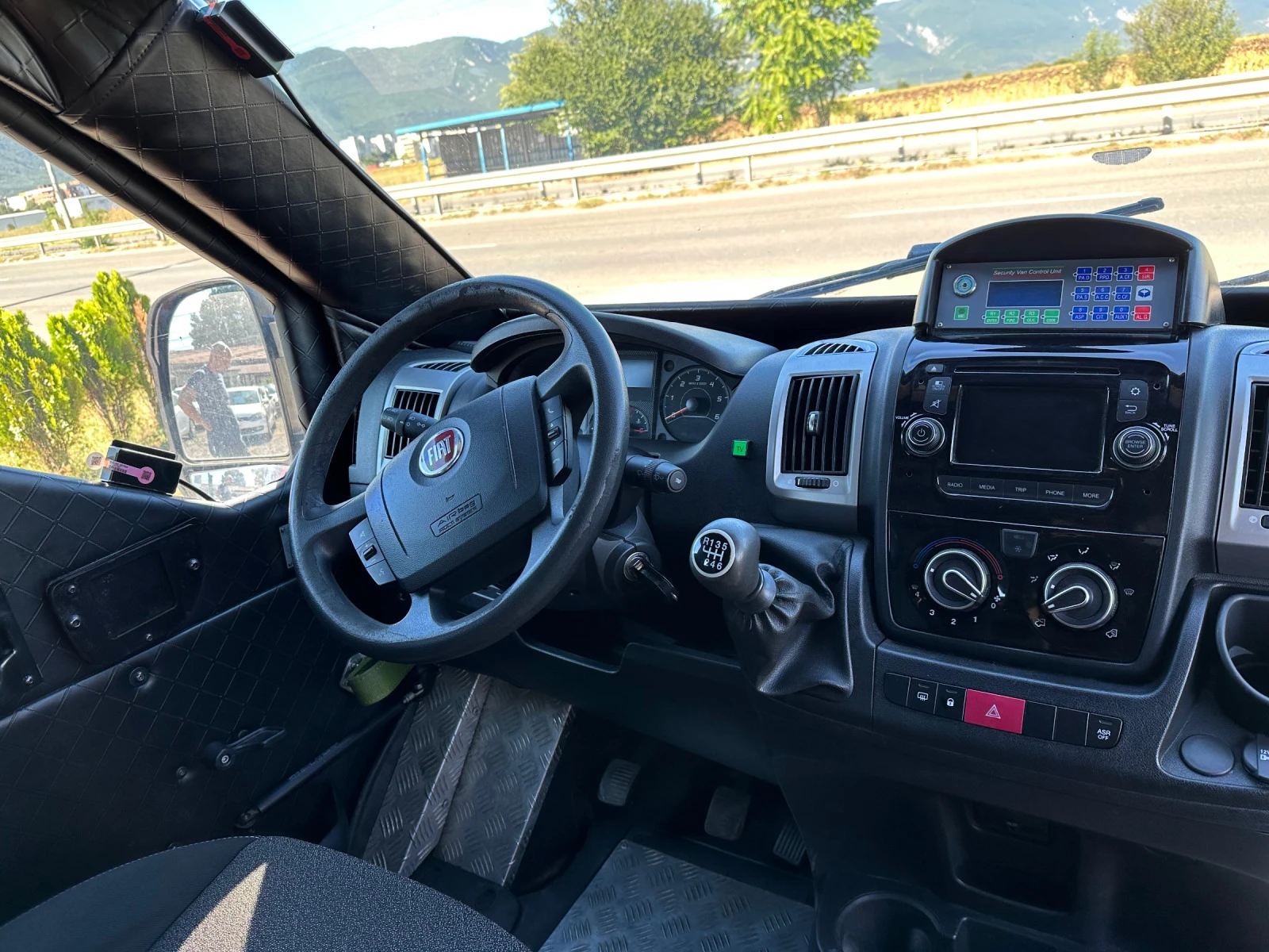 Fiat Ducato 250 Брониран- Инкасо - изображение 8