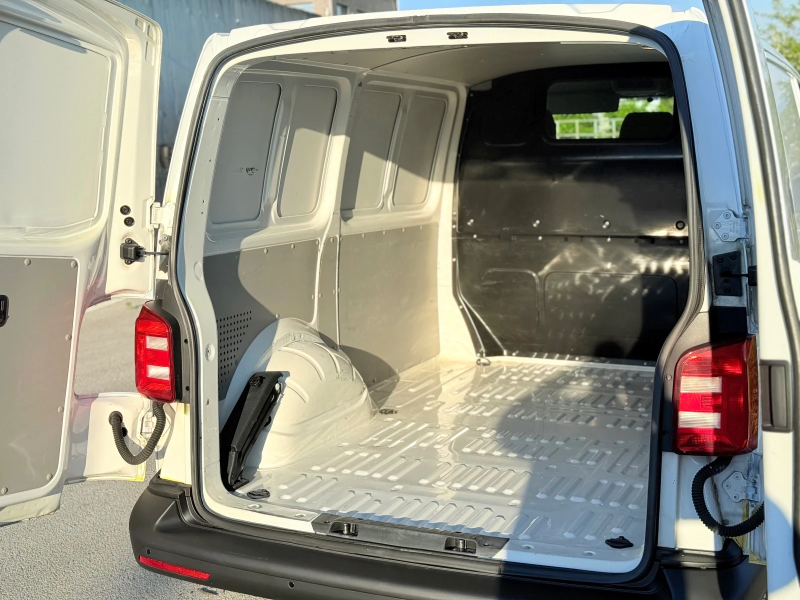 VW Transporter T6//DSG 7  | Mobile.bg   11